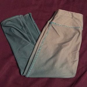 Ombré crop leggings